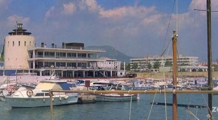 Manent Premia De Mar